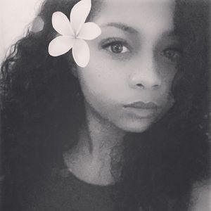 Meet your Posher, Briana